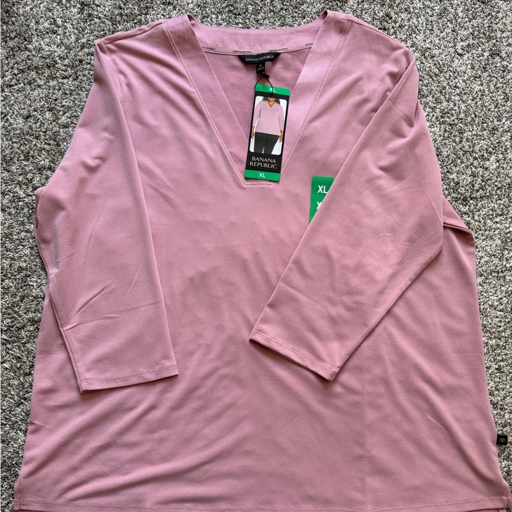 Banana Republic Dusty Rose V-Neck Long Sleeve Top